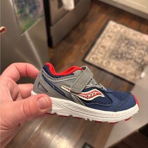 Saucony Toddler shoes 5.5 GUC